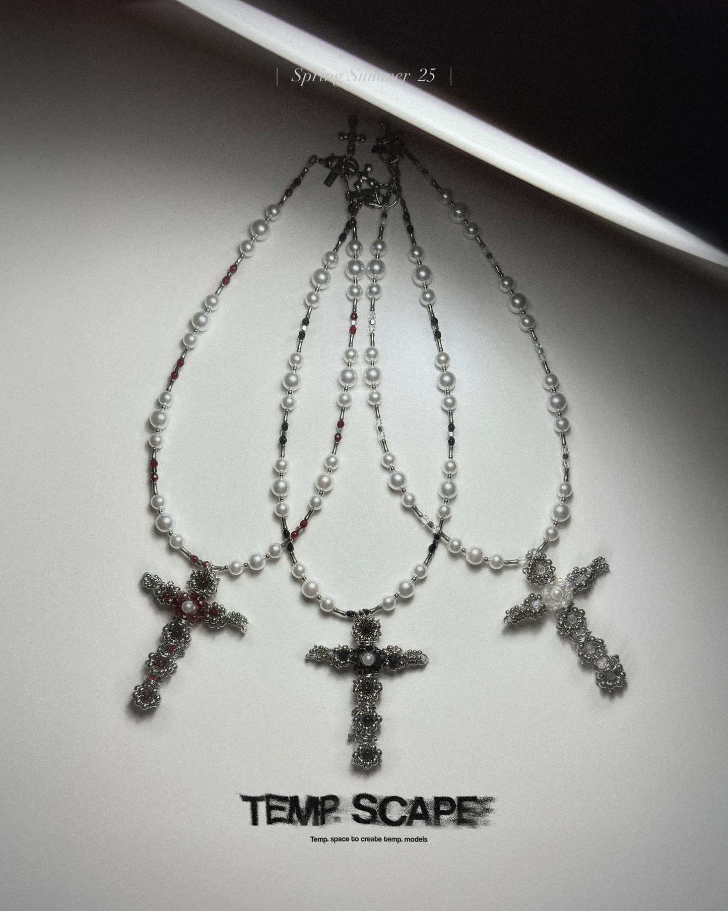 Segmented Grace | NL-045B, R & W